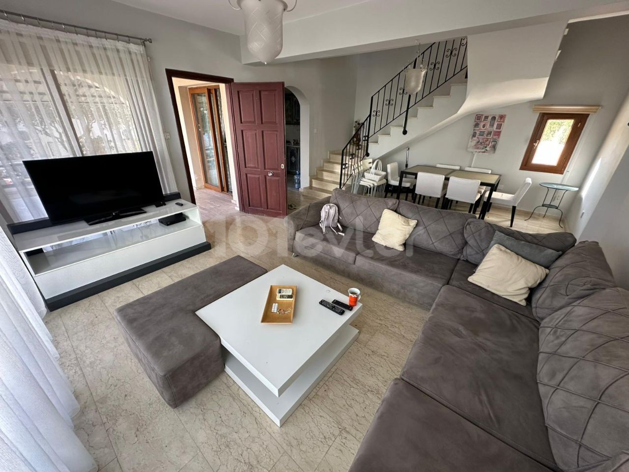 Möblierte Villa mit 3 Schlafzimmern in Esentepe — £1.000/Monat — 15