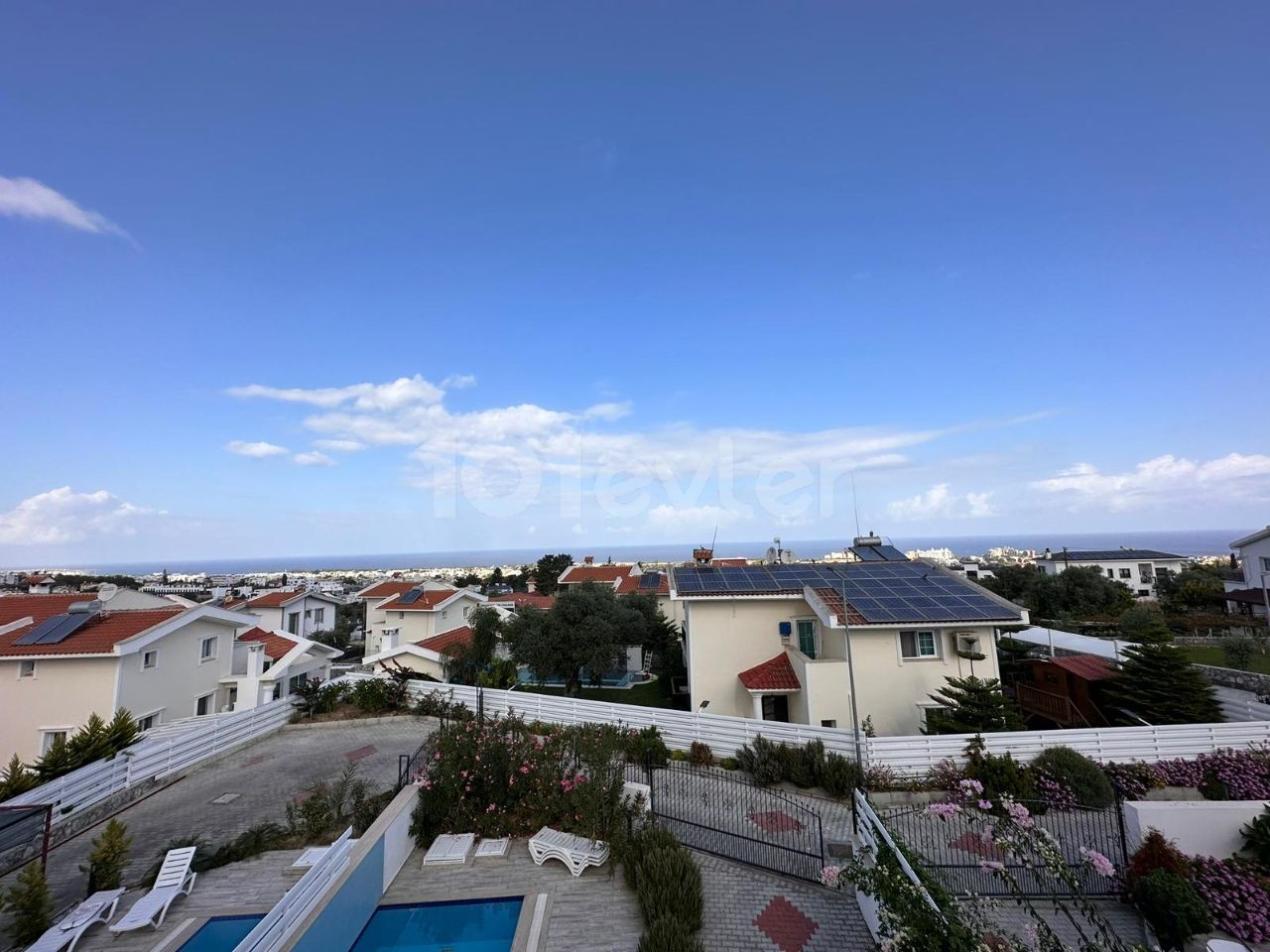 Вилла с 3 спальнями, Alsancak — Chapter One Realty