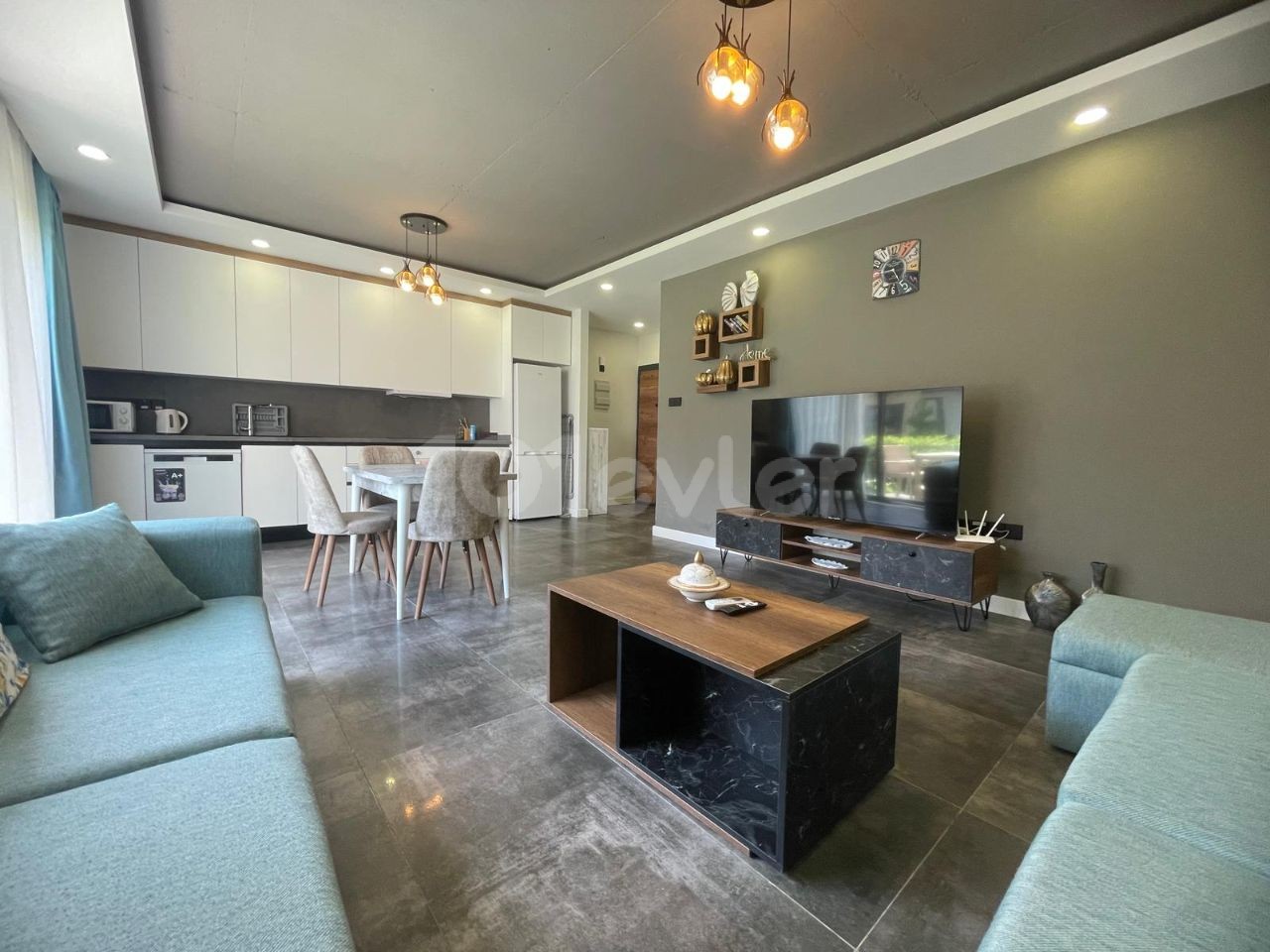 Karaoğlanoğlu’da 2 Yatak Odalı Daire — Chapter One Realty
