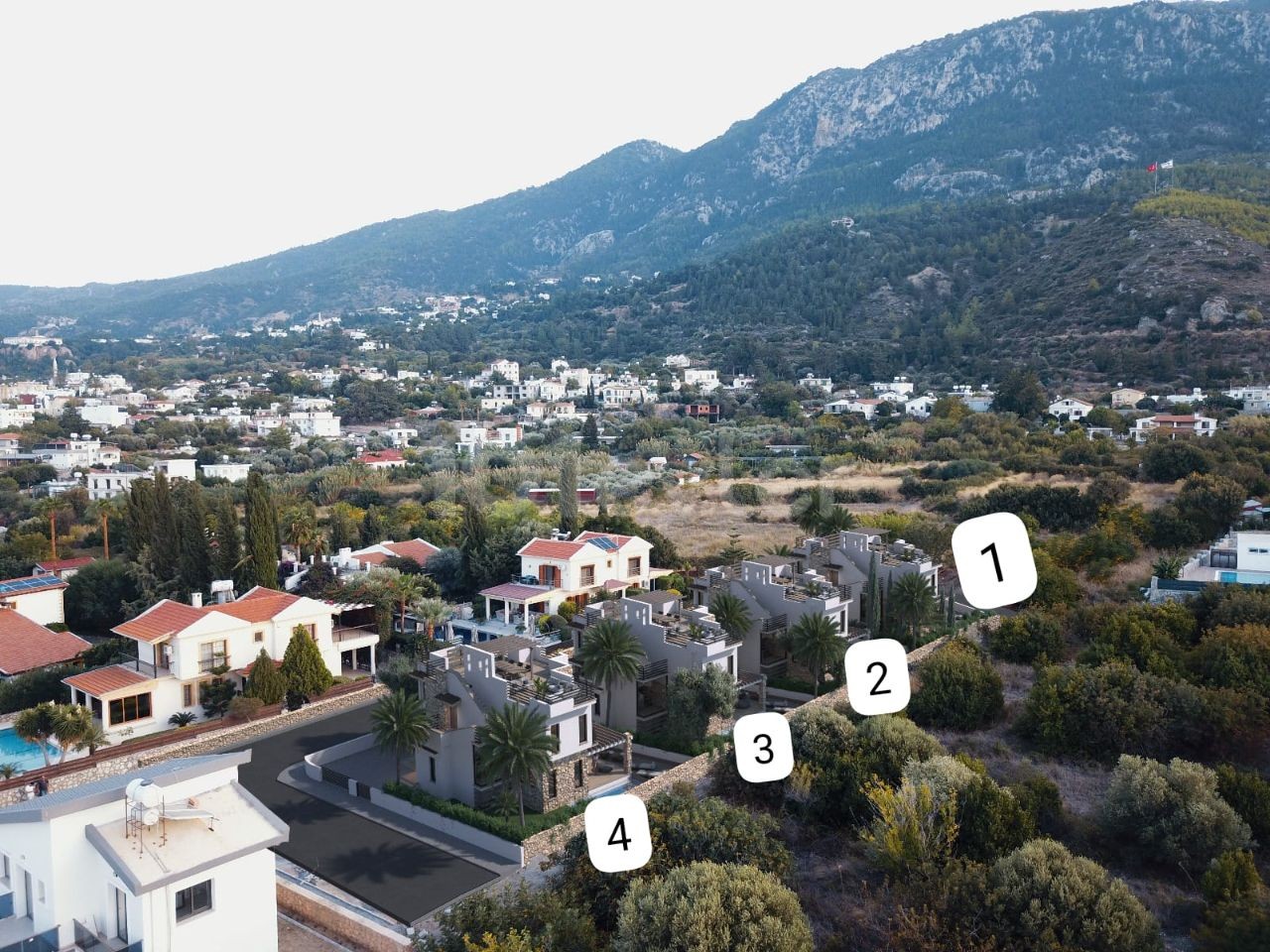 Lapta’da 3 Yatak Odalı Villa — Chapter One Realty