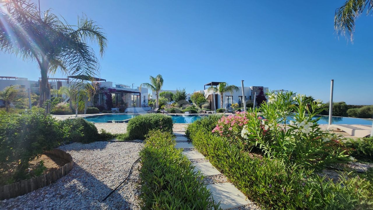 Möblierte Villa mit 3 Schlafzimmern und Meerblick in Esentepe — £330.000 | C1-0170 — 34