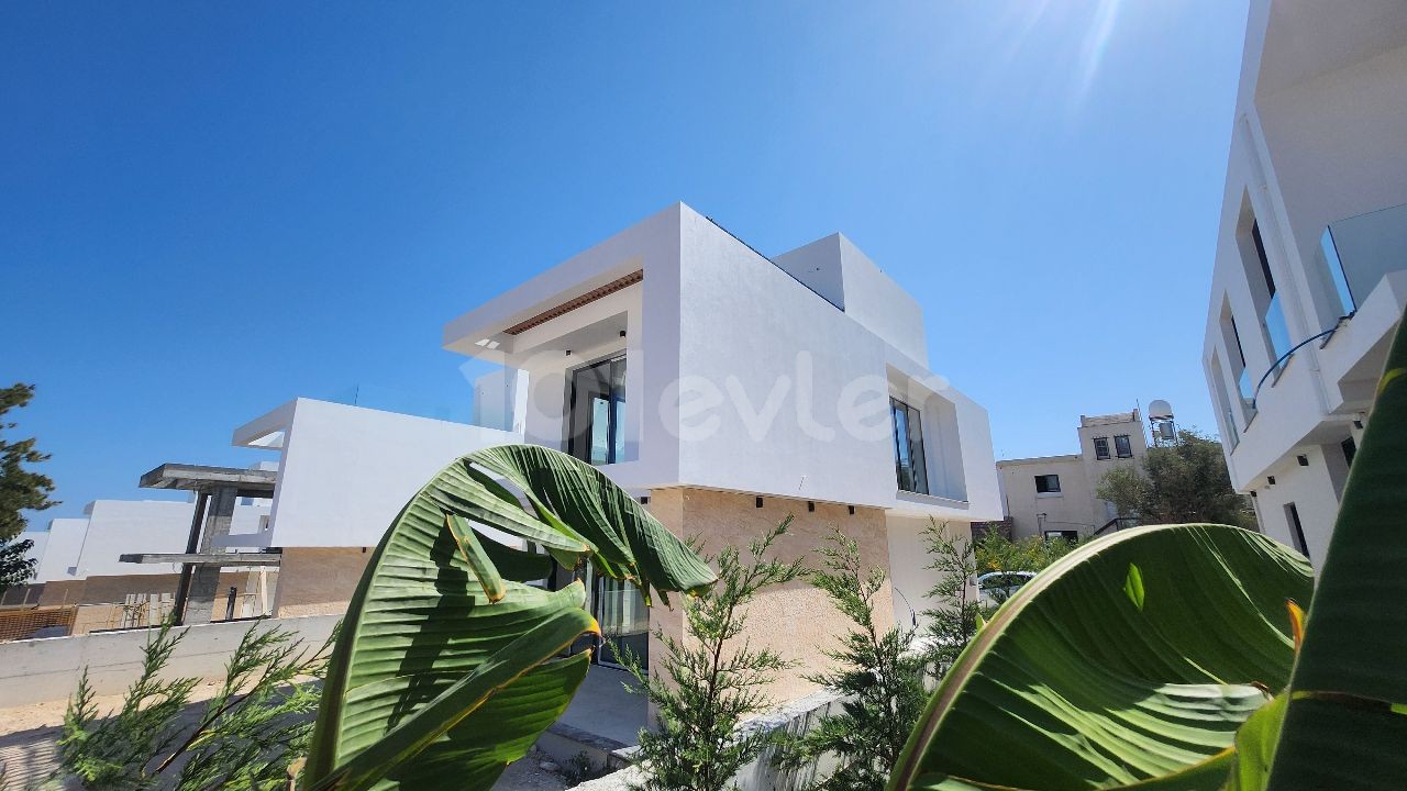 3-Schlafzimmer-Villa in Çatalköy — Chapter One Realty