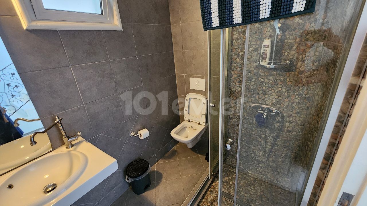 4-Bedroom Villa in Alsancak, Kyrenia — 15