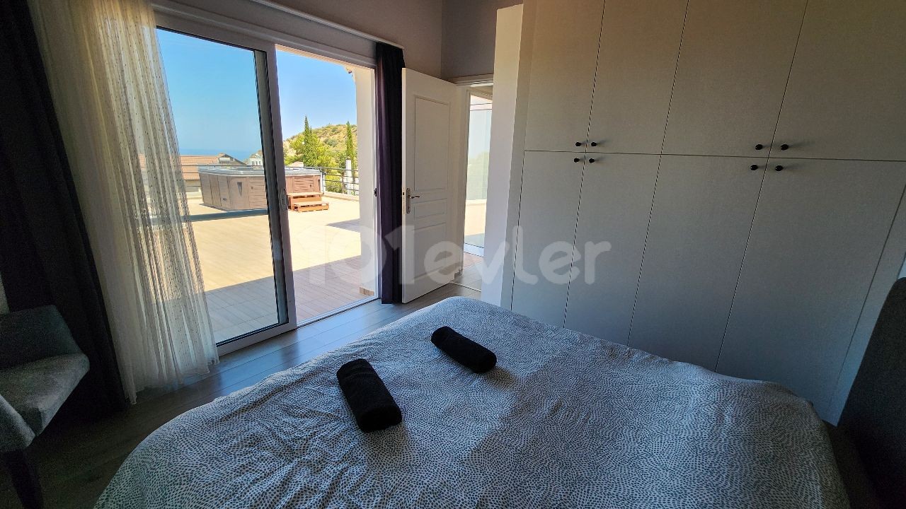 4-Bedroom Villa in Alsancak, Kyrenia — 20