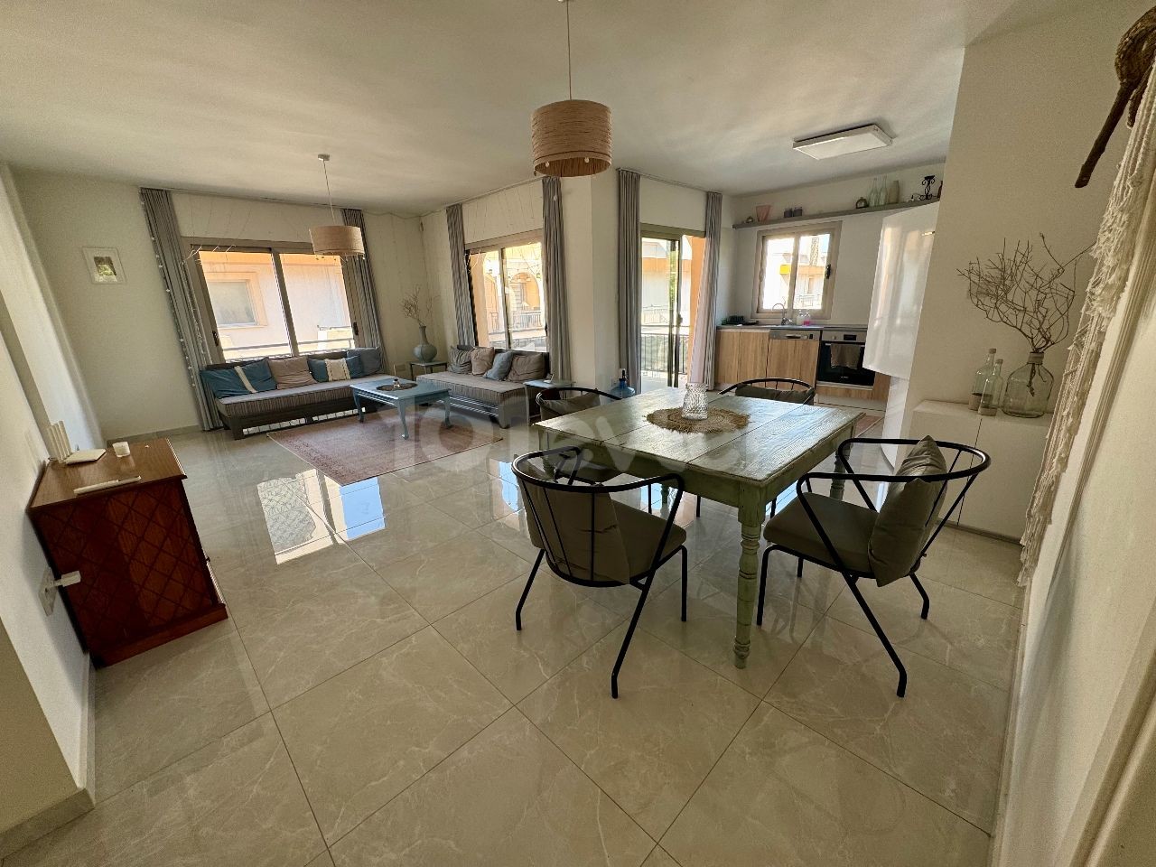 Lapta’da 3 Yatak Odalı Daire — Chapter One Realty