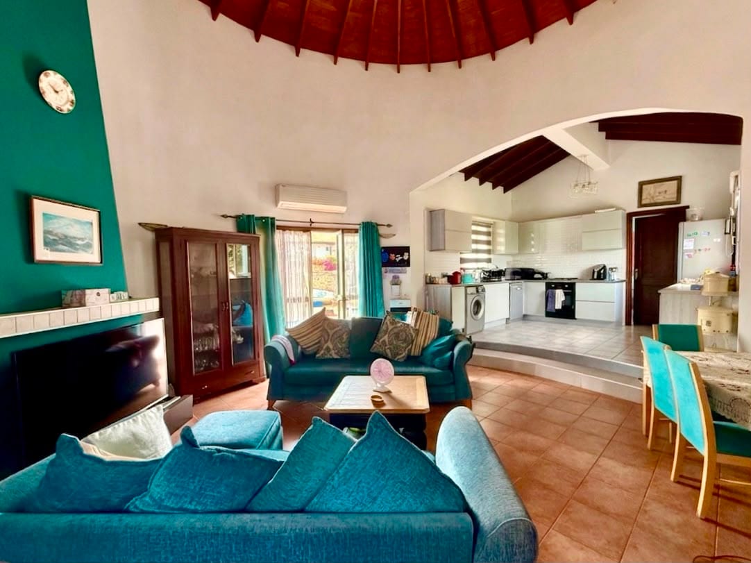 Furnished 3-Bedroom Bungalow with Private Pool in Çatalköy — 9