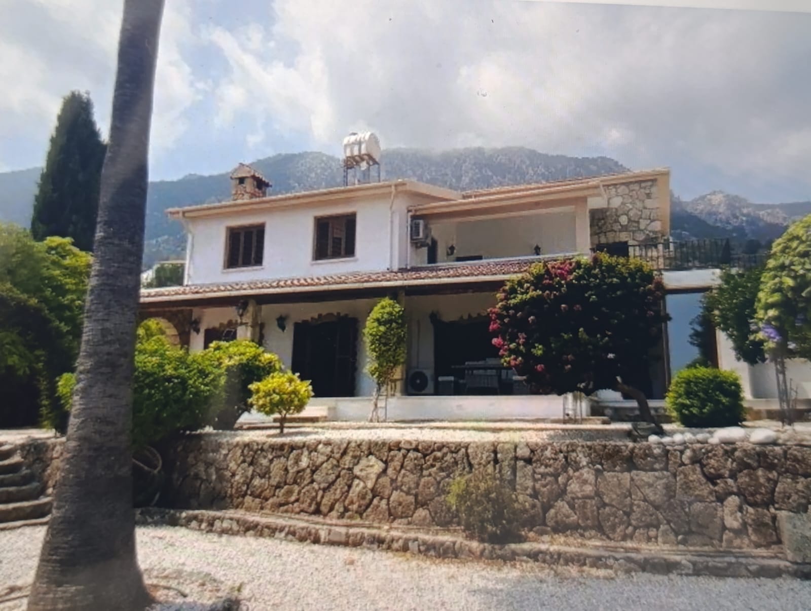 Furnished 4-Bedroom Villa with Private Pool and Sea Views in Lapta — Chapter One Realty