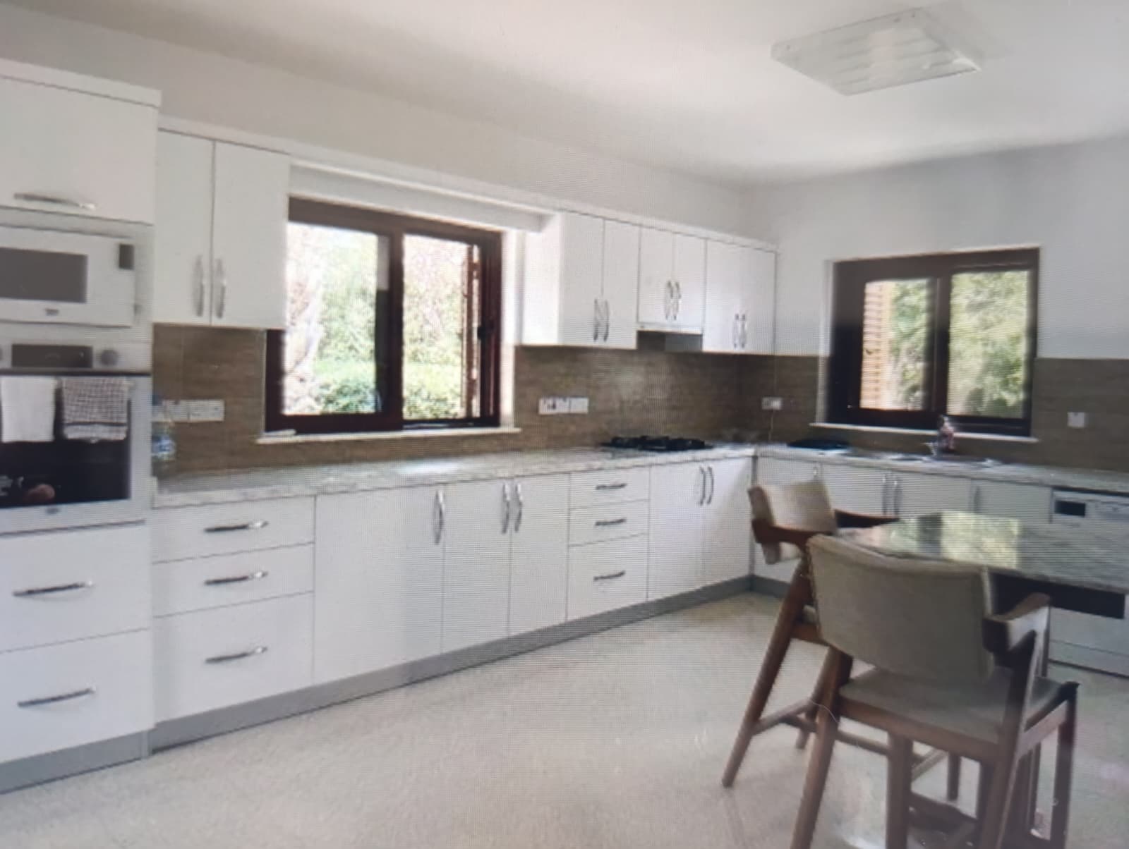 Furnished 4-Bedroom Villa with Private Pool and Sea Views in Lapta — 16