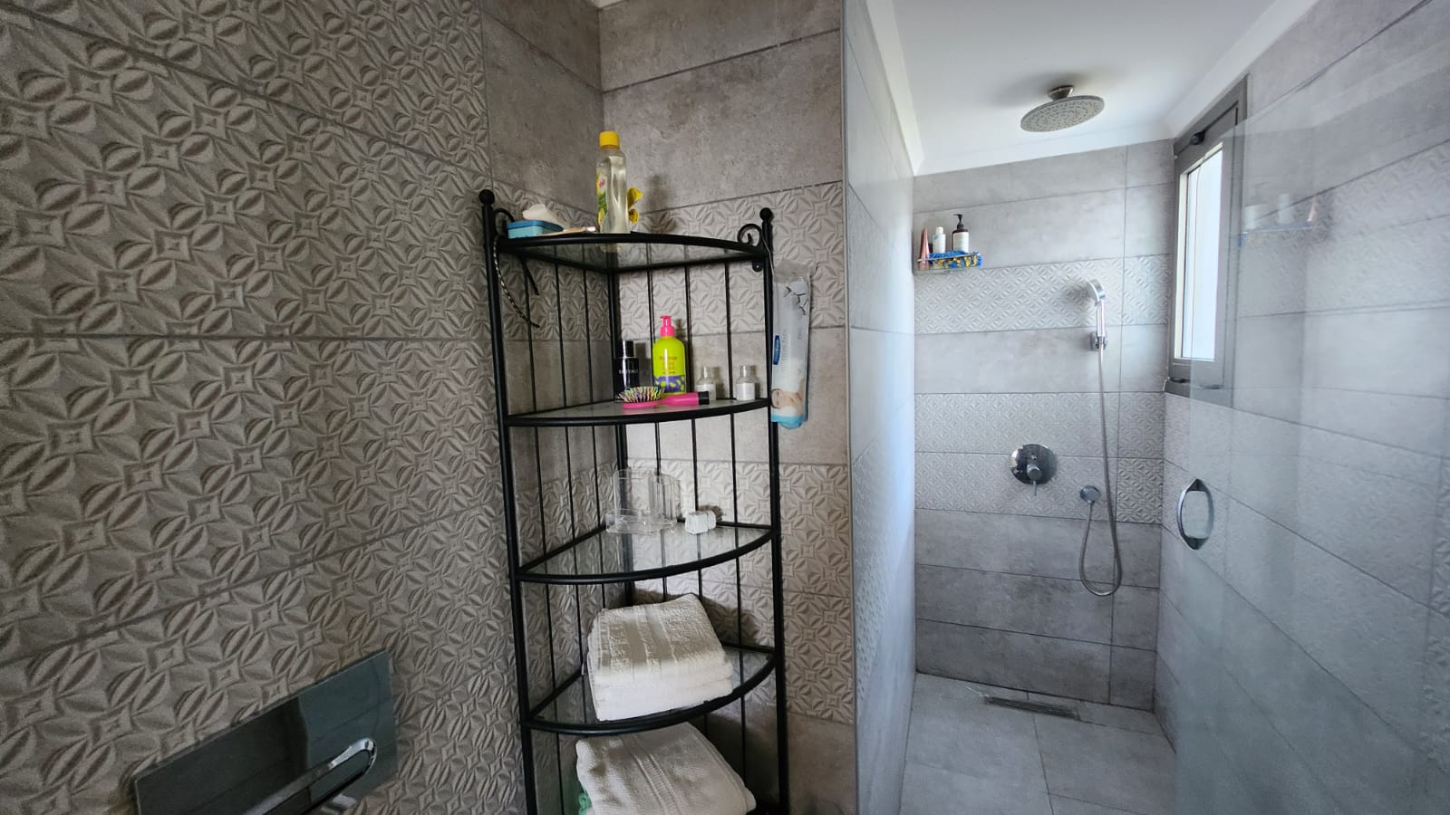 Меблированный пентхаус с 3 спальнями и террасой 100 м² в Эсентепе — 11