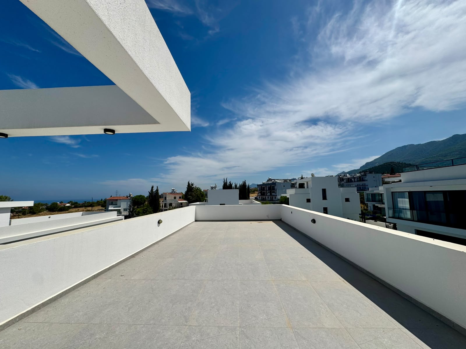 Çatalköy’de 4 Yatak Odalı Villa — 15